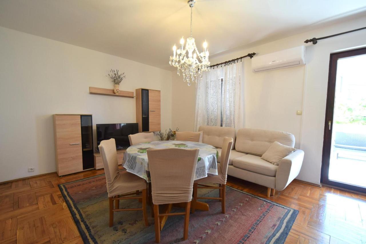 Apartments Petrovic Малинська Екстер'єр фото
